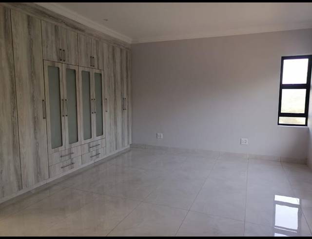 4 BEDROOM HOUSE FOR SALE IN MZINGAZI GOLF ESTATE